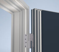 Daloc T34 med lydreduksjon 48 dB / 49 dB har en ny karmprofil, 130 mm, og dørblad med 115 mm tykkelse.